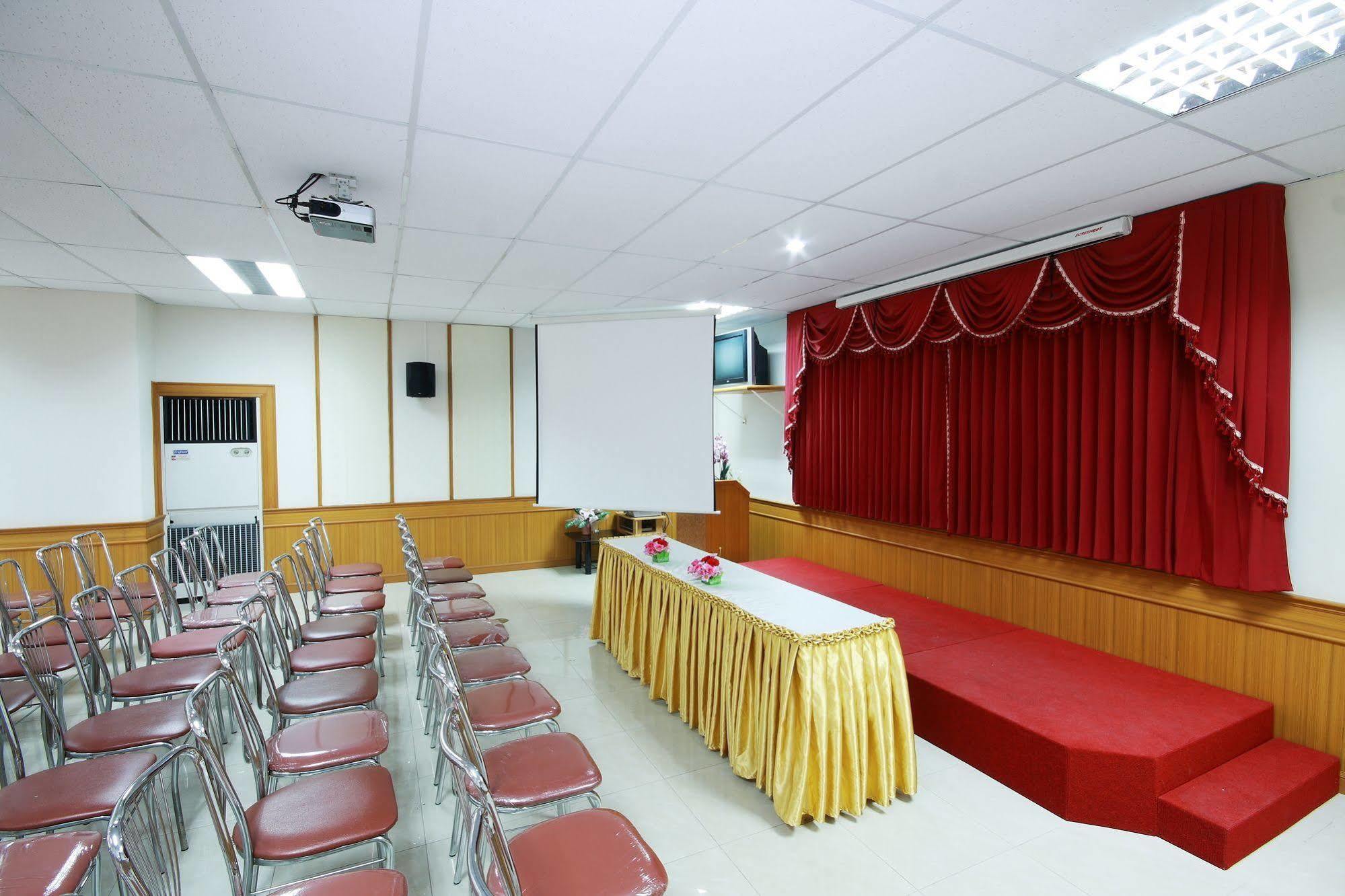 Отель P.a. Place 3*