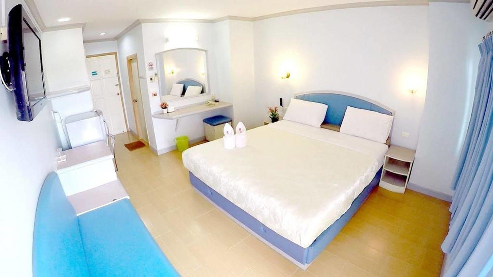 P.a. Place 3* Накхонсаван